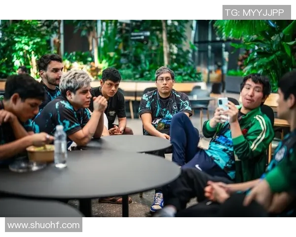 EDG战队在DOTA2中的灵活性分析与战术创新探讨